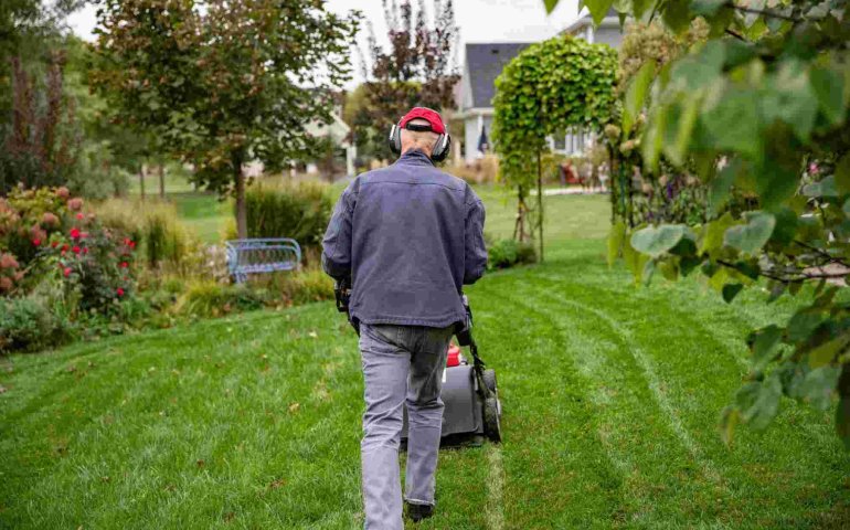 Ways to Protect Your Hearing This Summer